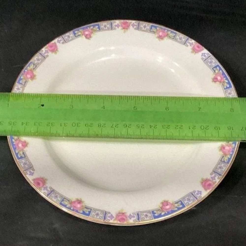 Carrollton H Salad Plates, Set of 2, Vintage Queen Anne Floral‎ Bone China